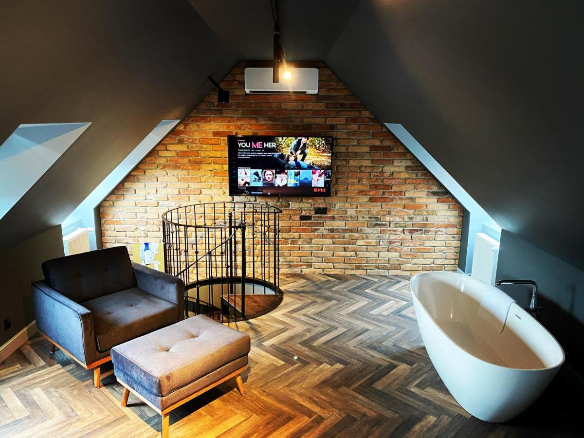 Apartment Old Town Luxury