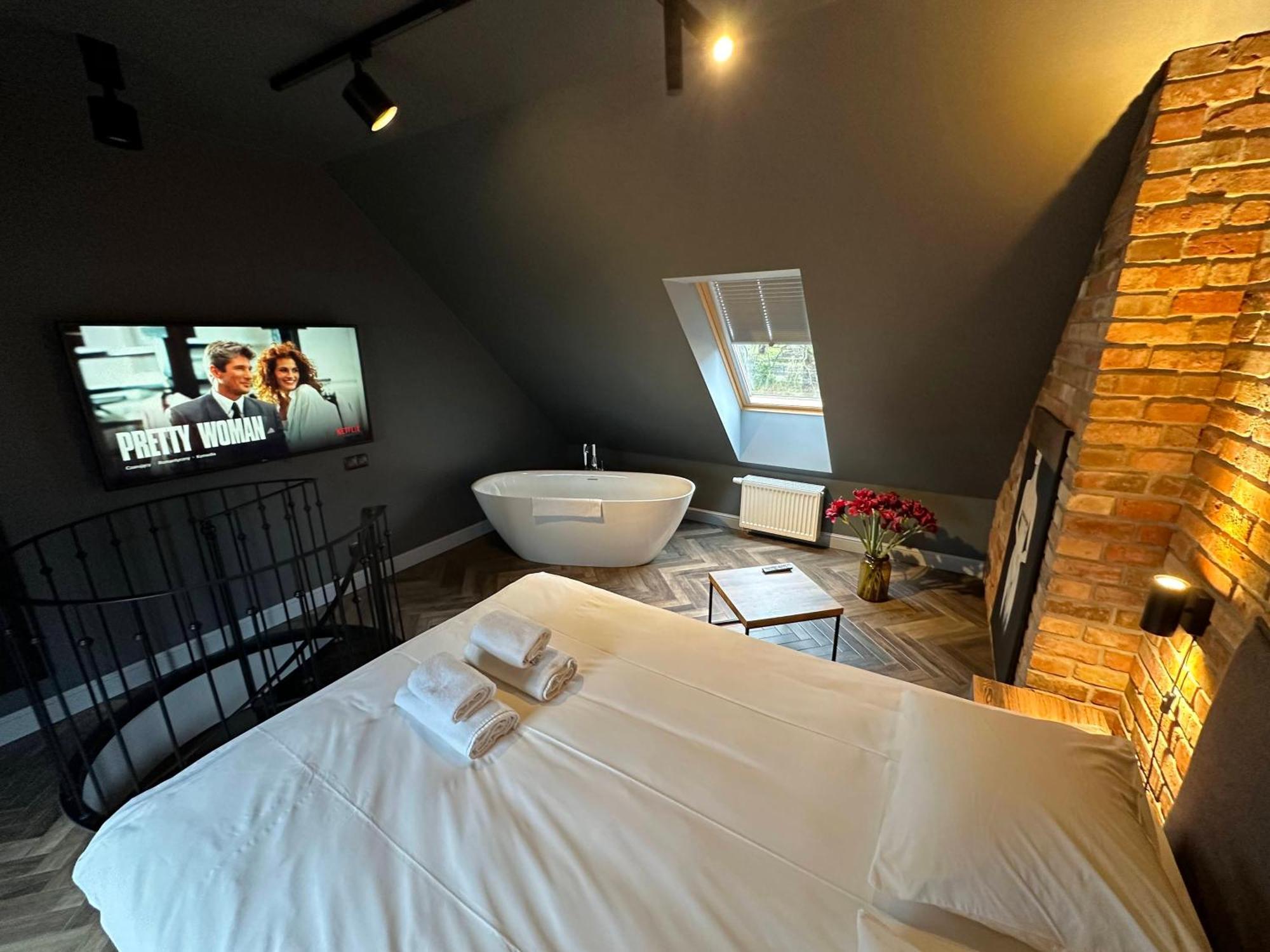 Apartment Old Town Luxury